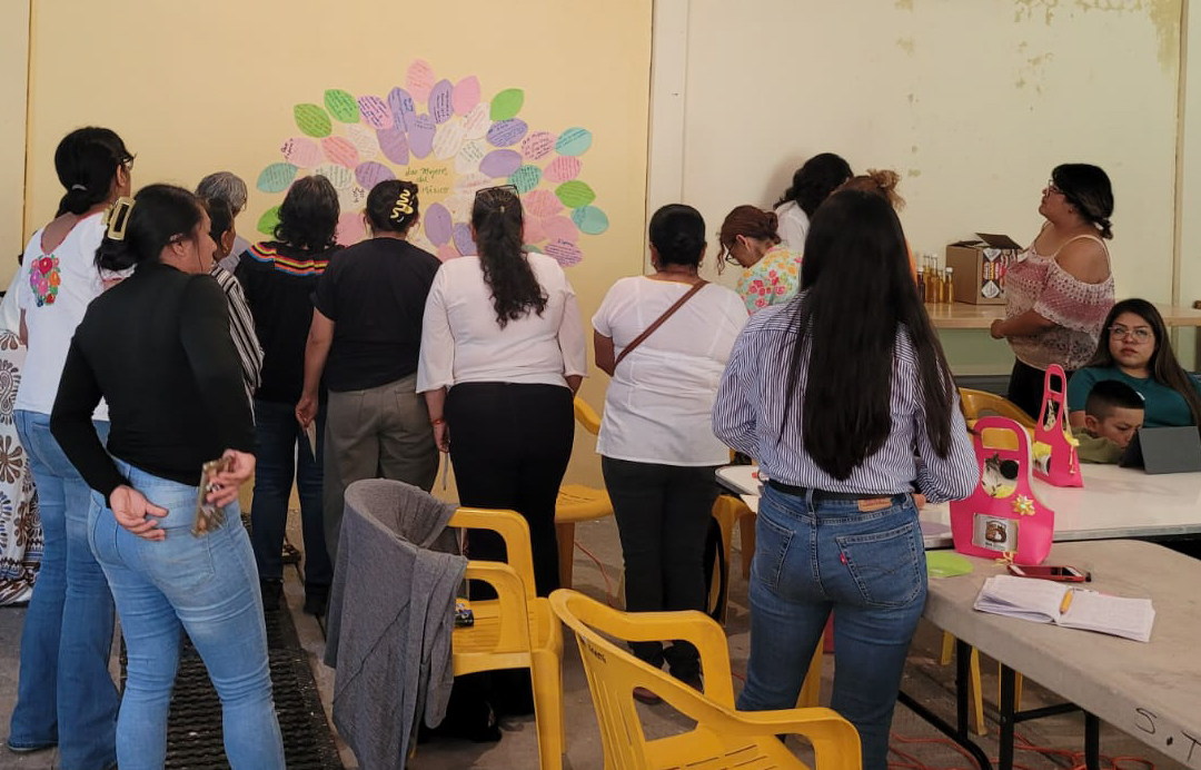 iala-mujeres_09