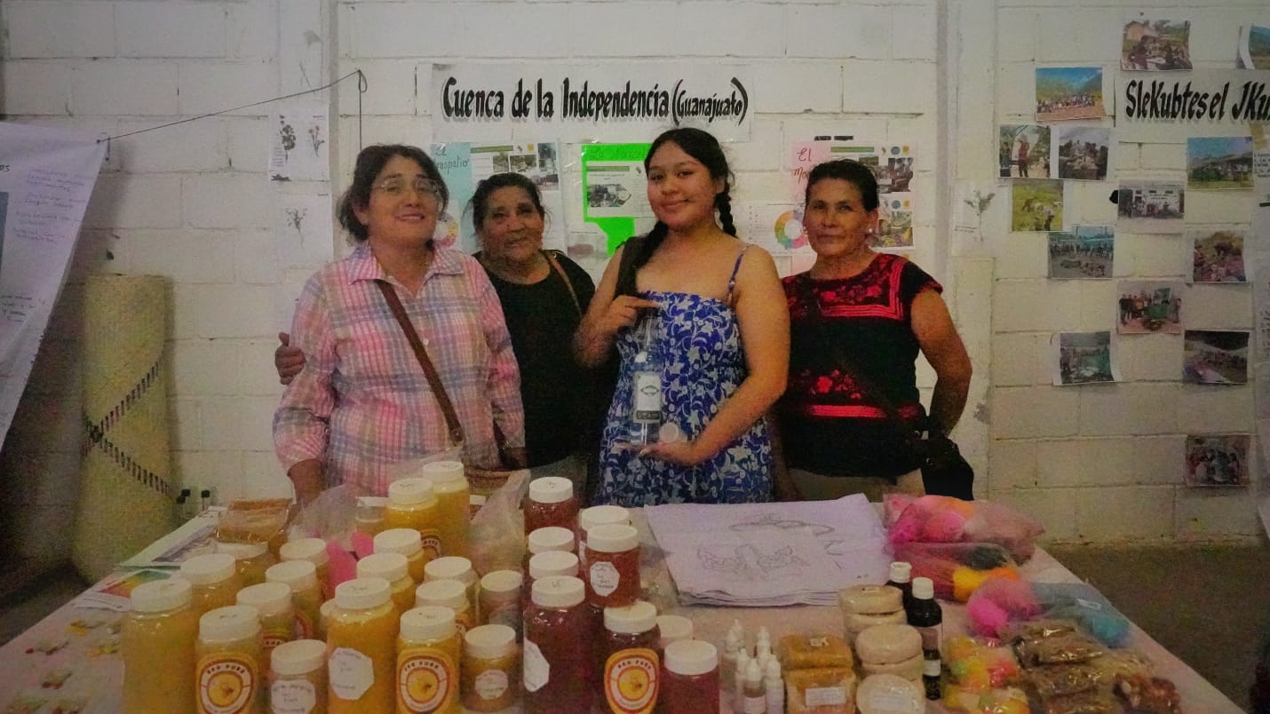 260925_Encuentro-IALA-UCIRI (2) 260925_Encuentro-IALA-UCIRI (2)